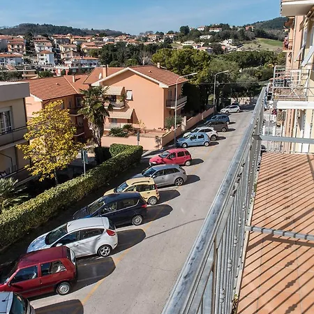 S69 - Sirolo, Quadrilocale In Centro Con Terrazzo E Garage Apartament Sirolo